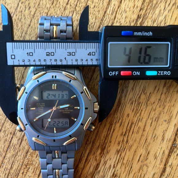 Tempic Titanium Analogue/Digital Watch - Picture 12 of 15
